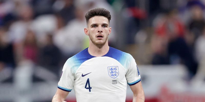 Declan Rice: A Role Model for Young Players in the UK